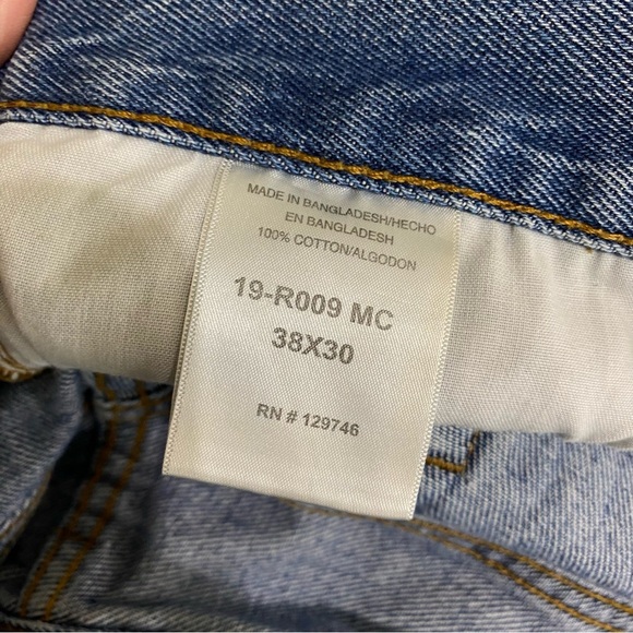 Blue Mountain Men’s Worn Ranch Work Condition Denim Jeans 38/30 - Picture 5 of 9